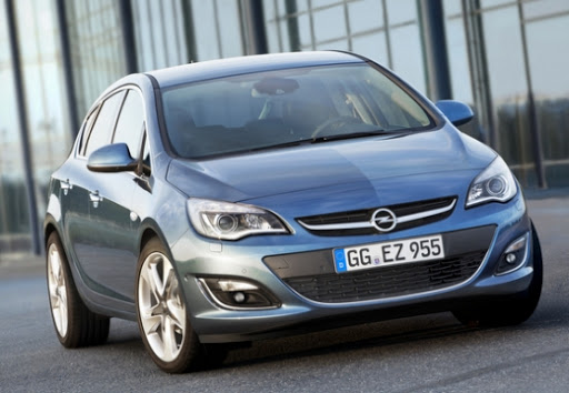 Opel Astra J (Astra IV) (od 2014) – skrzynka bezpieczników 4